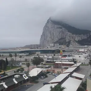  Apartamento Cosy Flat For Comfy - Gib Rock View 3