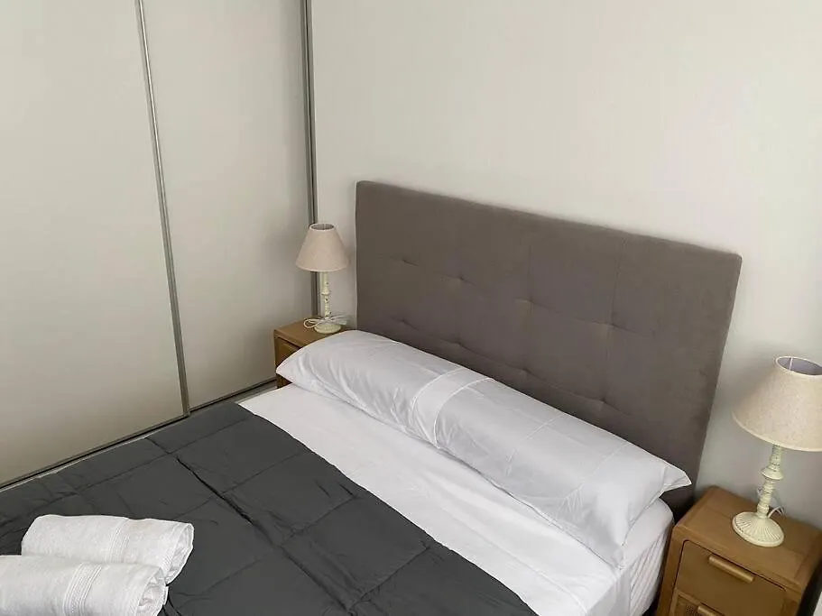Edifico Manez Segundo- Nuevo, 10 Minutos Gibraltar Apartment La Linea de la Concepcion 0*,  Spain